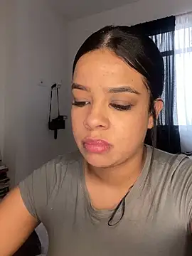 trianawhite online show from 10, 1, 2025