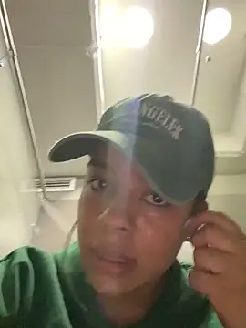 trianawhite online show from 19, 2, 2025