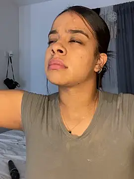 trianawhite online show from 13, 3, 2025