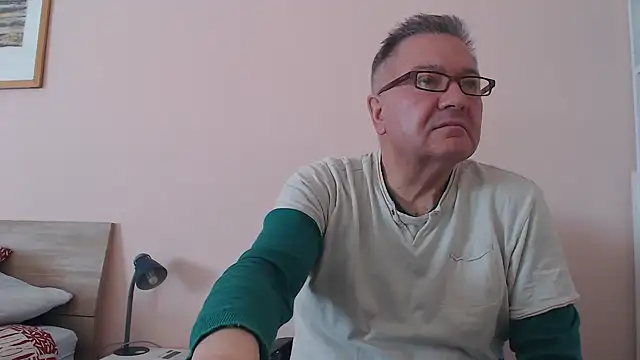 YOU6me online show from 26, 10, 2025