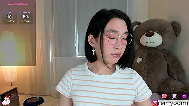 Snapshot of Ren_yoon chatting on 9, 4, 2026 Ren yoon online show from 9, 4, 2026