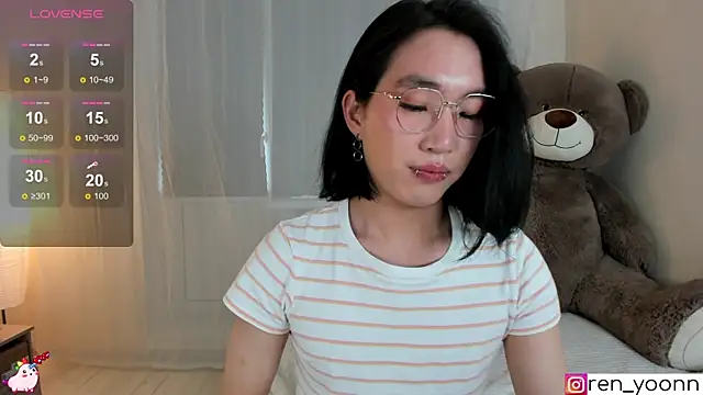 Snapshot of Ren_yoon chatting on 16, 5, 2026 Ren yoon online show from 16, 5, 2026