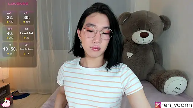 Snapshot of Ren_yoon chatting on 27, 5, 2026 Ren yoon online show from 27, 5, 2026