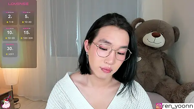 Snapshot of Ren_yoon chatting on 4, 6, 2026 Ren yoon online show from 4, 6, 2026