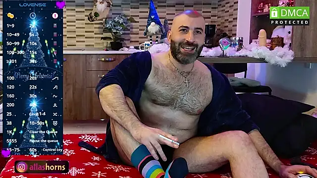 Snapshot of AtlasHorns chatting on 1, 1, 2025 AtlasHorns online show from 1, 1, 2025