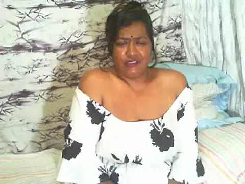 Mammabear 4u online show from 2, 2, 2025