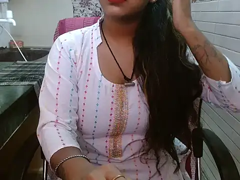 LovingPihu online show from 21, 9, 2025