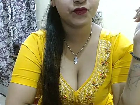 LovingPihu online show from 7, 4, 2026
