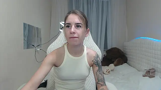 DeboraHorny online show from 17, 11, 2025