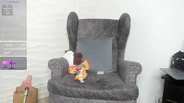 Keyla Milf online show from 5, 2, 2025