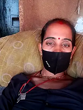 Snapshot of Mohni_Das chatting on 5, 7, 2026 Mohni Das online show from 5, 7, 2026