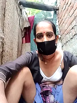 Snapshot of Mohni_Das chatting on 2, 8, 2026 Mohni Das online show from 2, 8, 2026