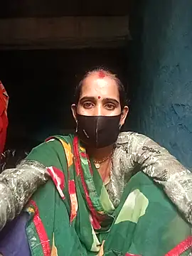 Snapshot of Mohni_Das chatting on 3, 8, 2026 Mohni Das online show from 3, 8, 2026