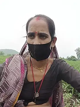 Snapshot of Mohni_Das chatting on 4, 8, 2026 Mohni Das online show from 4, 8, 2026
