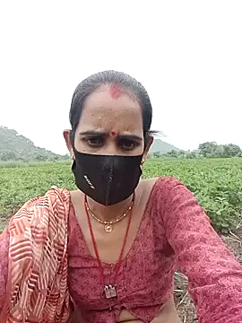 Snapshot of Mohni_Das chatting on 5, 8, 2026 Mohni Das online show from 5, 8, 2026
