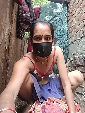 Snapshot of Mohni_Das chatting on 6, 8, 2026 Mohni Das online show from 6, 8, 2026