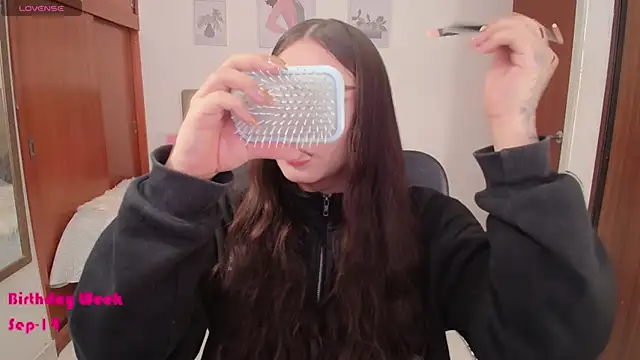 Miley Baker online show from 13, 9, 2025