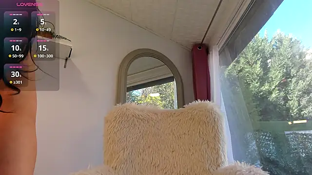 Naila18 online show from 31, 10, 2025