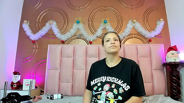 Snapshot of valeriaa19 chatting on 22, 12, 2024 valeriaa19 online show from 22, 12, 2024