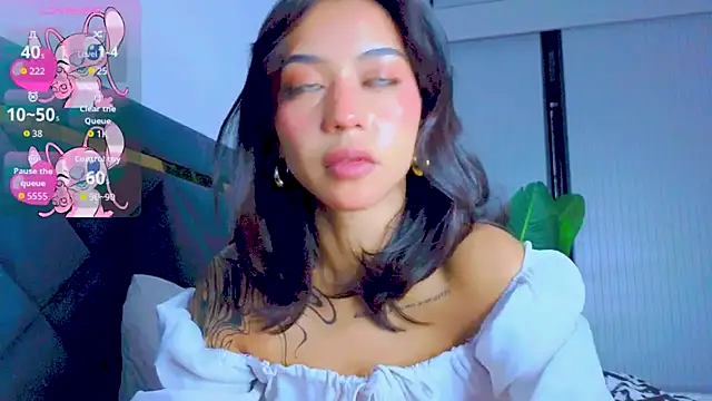 Mia Tin online show from 12, 9, 2025