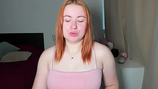 Snapshot of LAYLAxSTAR chatting on 17, 6, 2026 LAYLAxSTAR online show from 17, 6, 2026