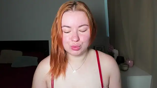 Snapshot of LAYLAxSTAR chatting on 21, 6, 2026 LAYLAxSTAR online show from 21, 6, 2026