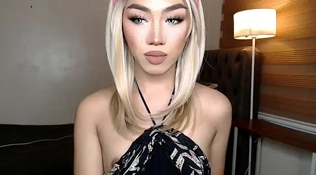 Local Hoelyx online show from 2, 3, 2025