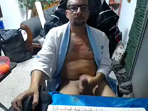 Snapshot of alexam_gal@xh chatting on 4, 3, 2025 alexam galxh online show from 4, 3, 2025