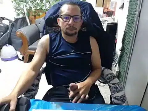 Snapshot of alexam_gal@xh chatting on 15, 3, 2025 alexam galxh online show from 15, 3, 2025