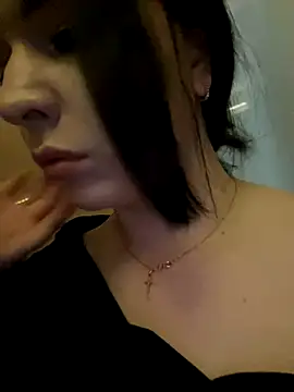 Snapshot of HellMoor chatting on 11, 10, 2025 HellMoor online show from 11, 10, 2025