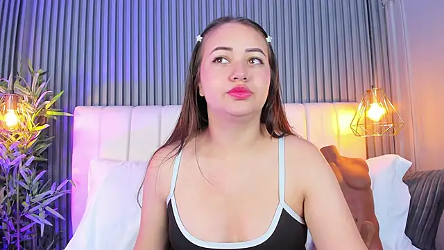 AnaisClark online show from 10, 10, 2025