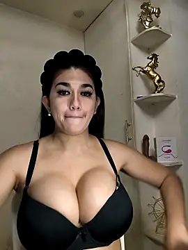 SexyFatHugeCock online show from 18, 2, 2026
