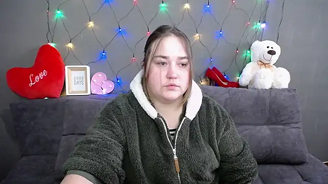 XX Daniella XX online show from 4, 2, 2026