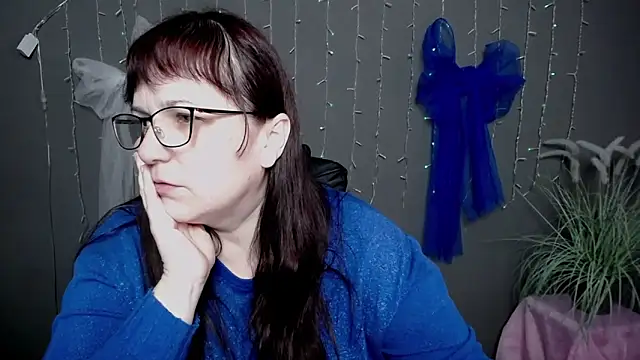 Snapshot of AliceInksSweetty chatting on 23, 11, 2025 AliceInksSweetty online show from 23, 11, 2025