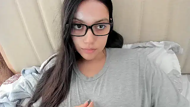 roniewester online show from 10, 11, 2025