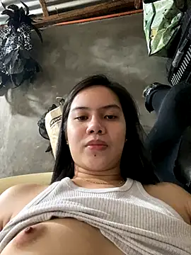 Hebefemme online show from 14, 12, 2025