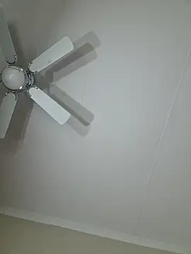 Sexynaughty Gal online show from 4, 1, 2025