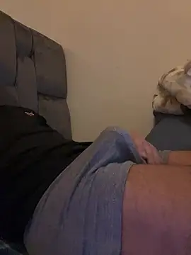 reyadXxxx online show from 1, 4, 2026