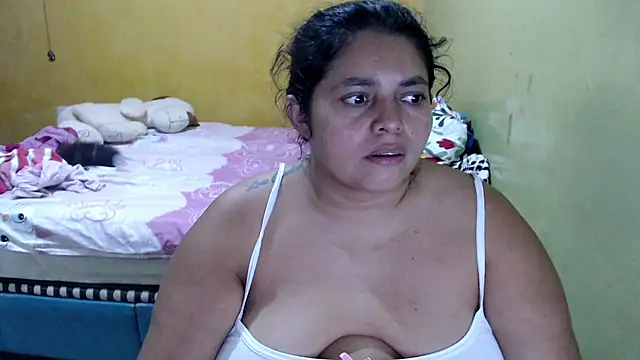 yulieth bbw online show from 16, 7, 2026