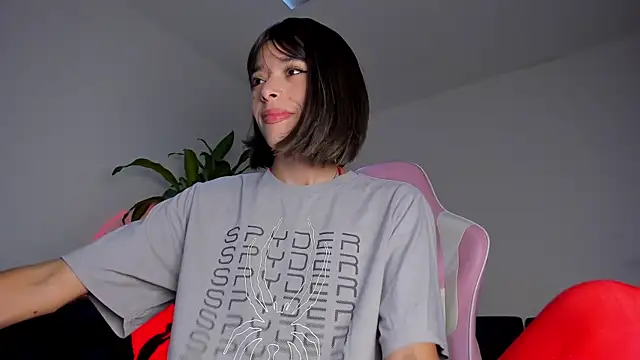 maggie kay online show from 31, 7, 2026