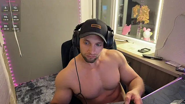 Snapshot of michaelbradleu chatting on 28, 7, 2026 michaelbradleu online show from 28, 7, 2026