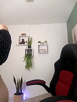 bella 99  online show from 19, 2, 2025