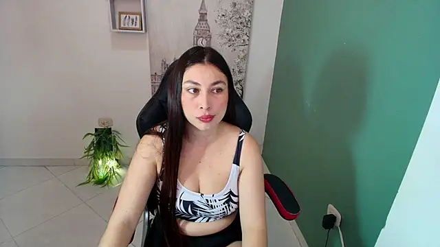 bella 99  online show from 3, 11, 2025