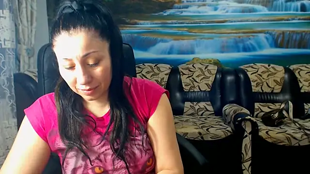 Snapshot of MoistMady chatting on 1, 3, 2025 MoistMady online show from 1, 3, 2025