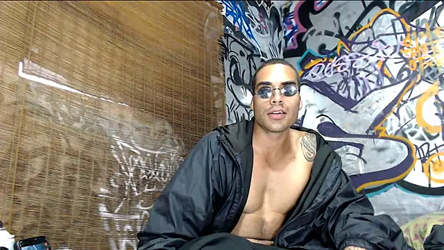 Snapshot of Justin_Frank chatting on 11, 3, 2025 Justin Frank online show from 11, 3, 2025