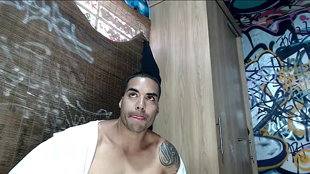 Snapshot of Justin_Frank chatting on 29, 11, 2025 Justin Frank online show from 29, 11, 2025