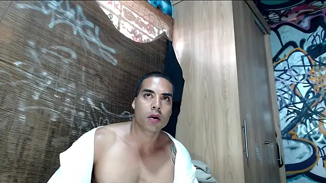 Snapshot of Justin_Frank chatting on 30, 11, 2025 Justin Frank online show from 30, 11, 2025