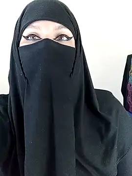 evelyn  salah online show from 9, 5, 2026