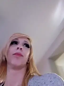 AmethystFoxx online show from 27, 2, 2025