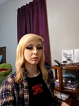 AmethystFoxx online show from 12, 3, 2025